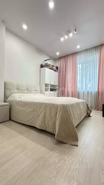 3-к кв. Москва ул. Усачева, 29К7 (68.5 м) - Фото 1