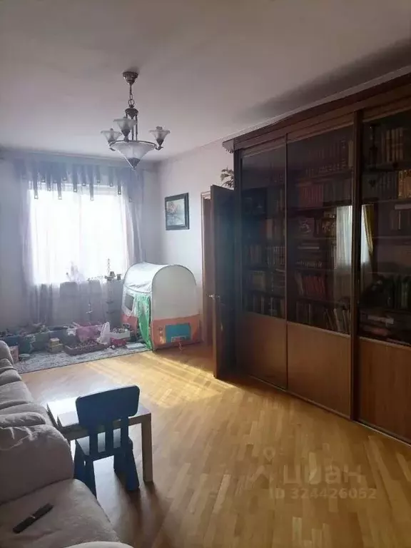 Дом в Краснодарский край, Краснодар Дубинка мкр, ул. Фурманова (240 м) - Фото 2