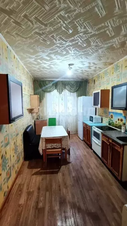 3-к. квартира, 73 м, 1/9 эт. - Фото 1