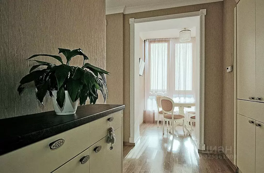 3-к кв. Калининградская область, Калининград ул. Юрия Гагарина, 1 ... - Фото 1