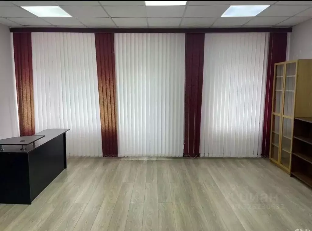 Офис в Краснодарский край, Краснодар Центральный мкр, ул. Мира, 25 (30 ... - Фото 2