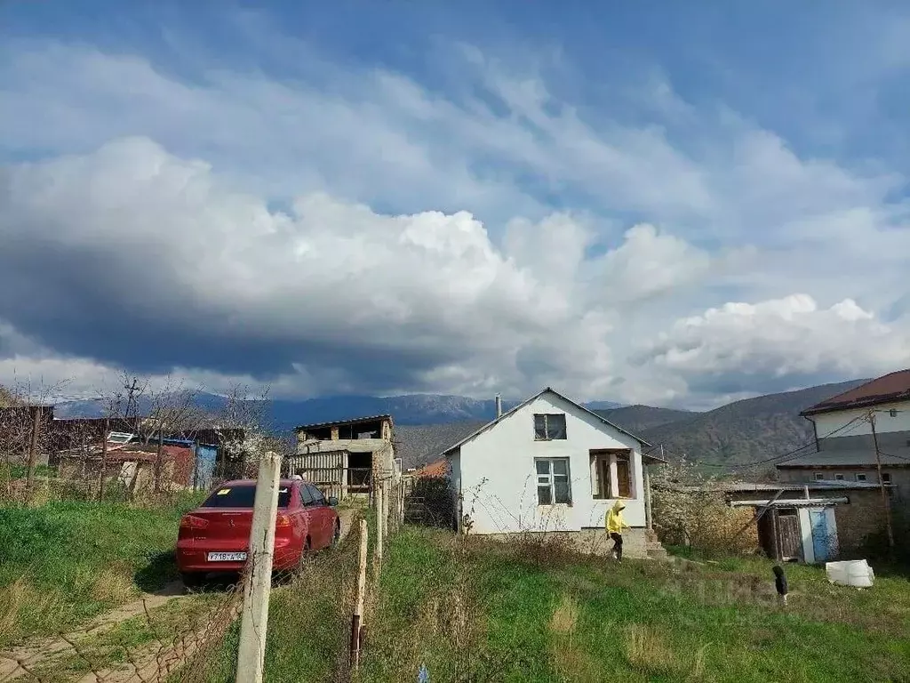 Дом в Крым, Алушта муниципальный округ, с. Малореченское ул. Факидова, ... - Фото 1