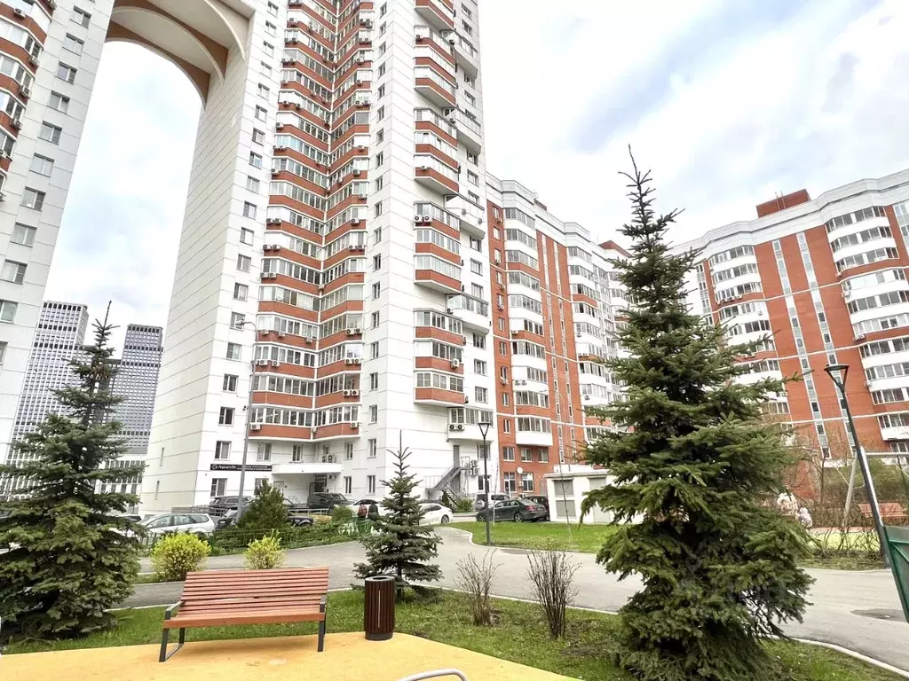 3-к кв. Москва Мосфильмовская ул., 53 (110.0 м) - Фото 1