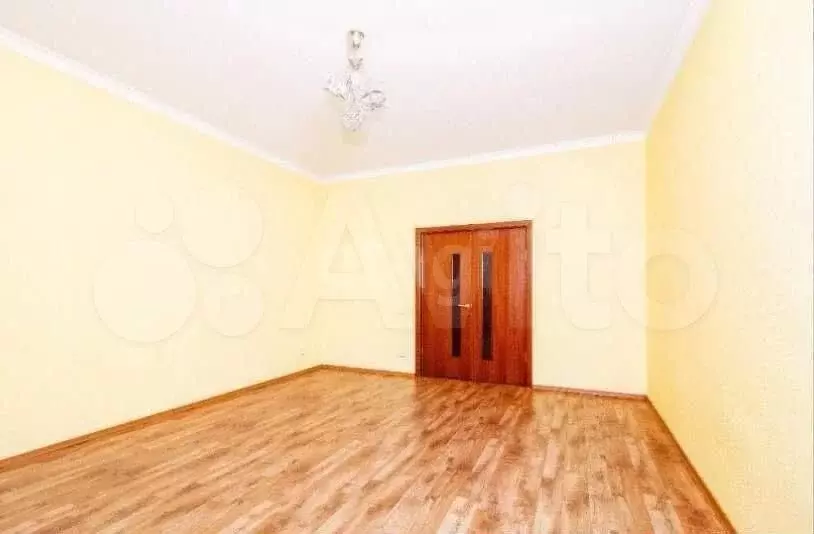 3-к. квартира, 111 м, 3/6 эт. - Фото 1