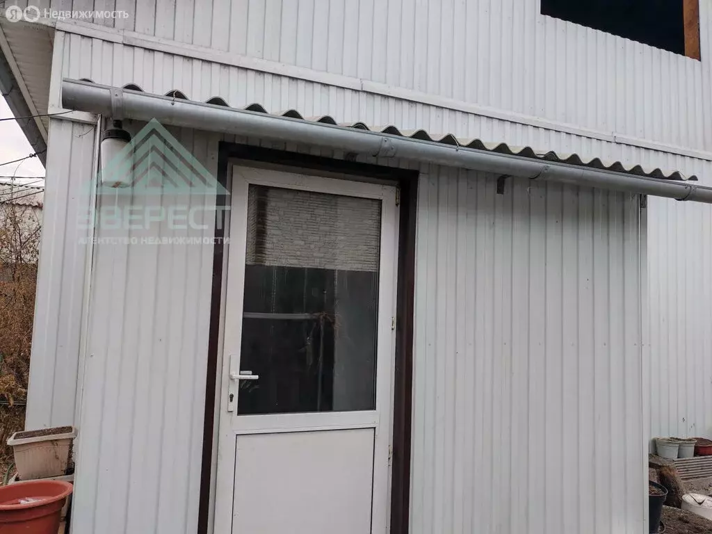 Дом в Черногорск, улица Фрунзе (80 м) - Фото 1