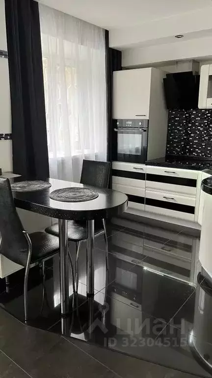 Студия Хабаровский край, Комсомольск-на-Амуре ул. Парижской Коммуны, ... - Фото 1