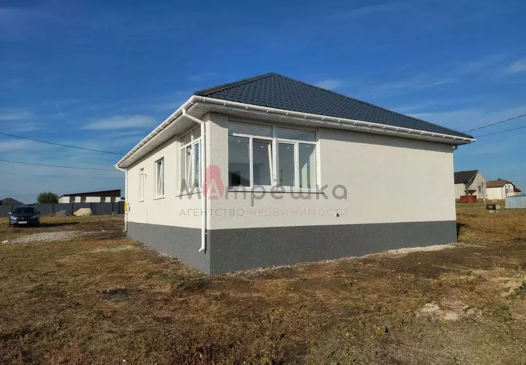 Дом в Белгородская область, Белгородский район, с. Стрелецкое ул. ... - Фото 0