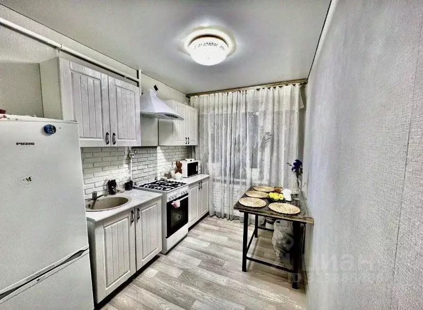 3-к кв. Башкортостан, Уфа ул. Юрия Гагарина, 43 (65.0 м) - Фото 1