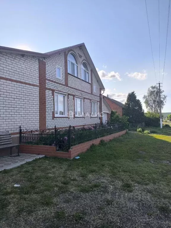 Дом в Белгородская область, Шебекинский муниципальный округ, с. ... - Фото 1