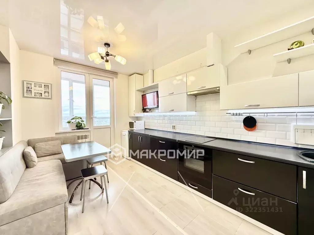 2-к кв. Кировская область, Киров ул. Калинина, 40 (58.0 м) - Фото 1