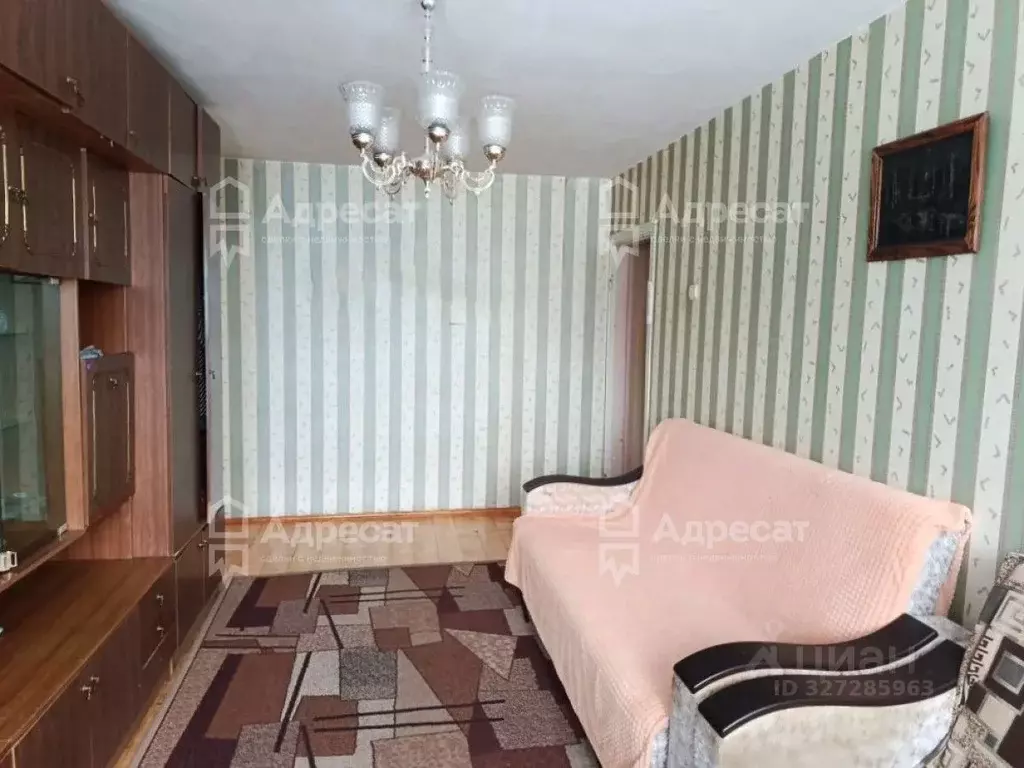 3-к кв. Волгоградская область, Волгоград Пролетарская ул., 25 (61.4 м) - Фото 0