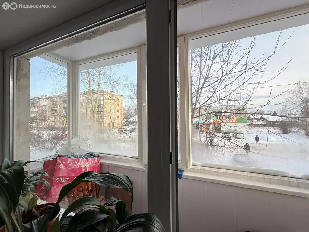 3-комнатная квартира: Полевской, улица Победы, 22 (51.4 м) - Фото 2