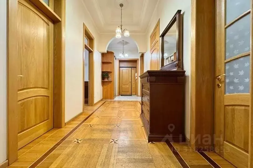 3-к кв. Москва Тверская ул., 12С8 (126.0 м) - Фото 1
