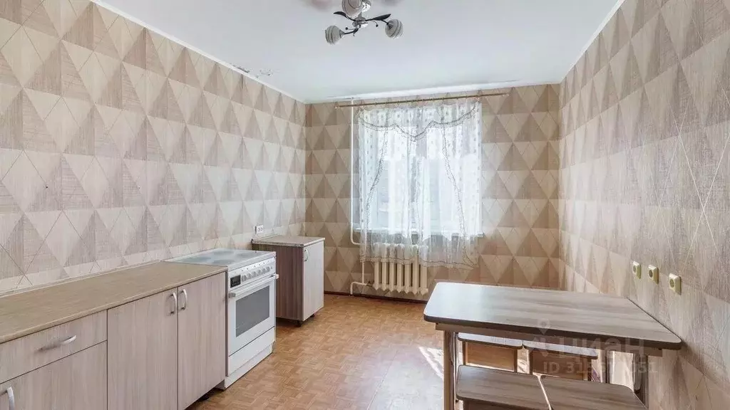 2-к кв. Тюменская область, Тюмень Широтная ул., 104к2 (64.6 м) - Фото 0