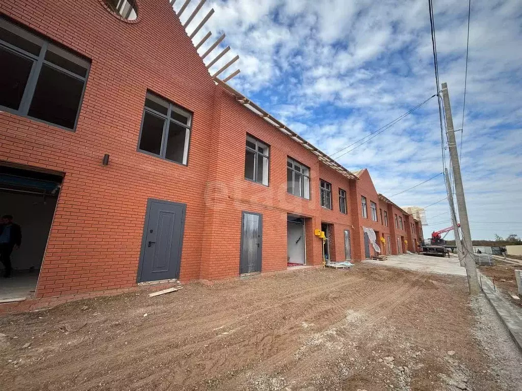 Таунхаус в Оренбургская область, Оренбург Кушкуль мкр, ул. Казанская, ... - Фото 1