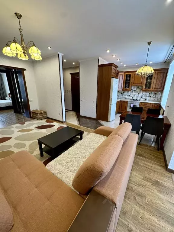 3-к кв. Башкортостан, Уфа ул. Конституции, 12 (75.4 м) - Фото 1