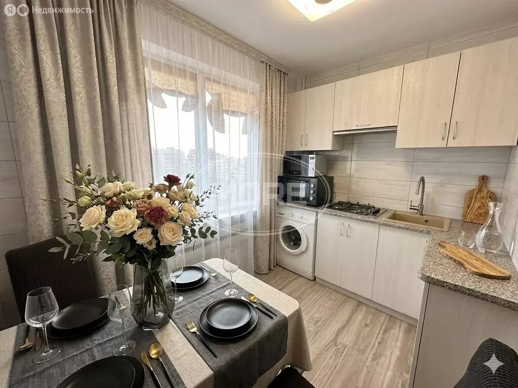 2-комнатная квартира: Калининград, улица Фрунзе, 62 (51.6 м) - Фото 1
