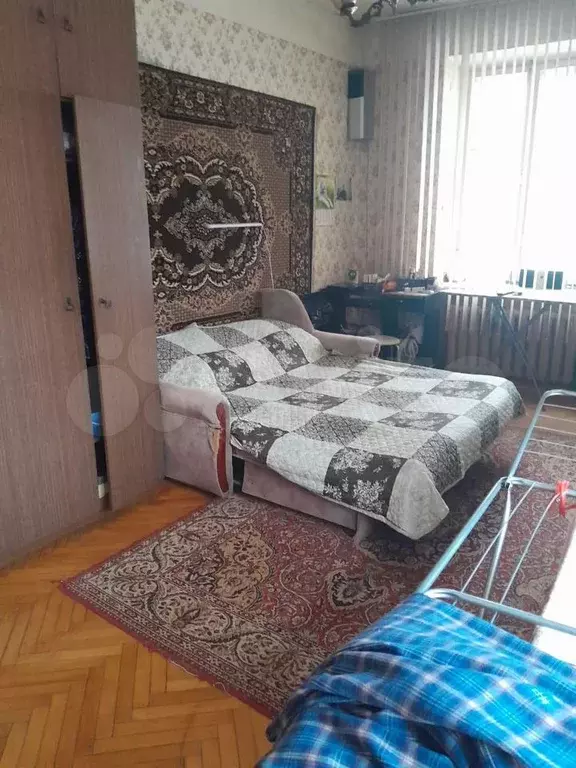 Комната 20 м в 3-к., 2/2 эт. - Фото 0