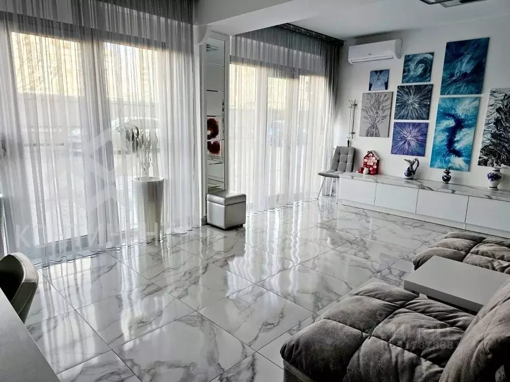 Помещение свободного назначения в Крым, Евпатория просп. Победы, 85А ... - Фото 0