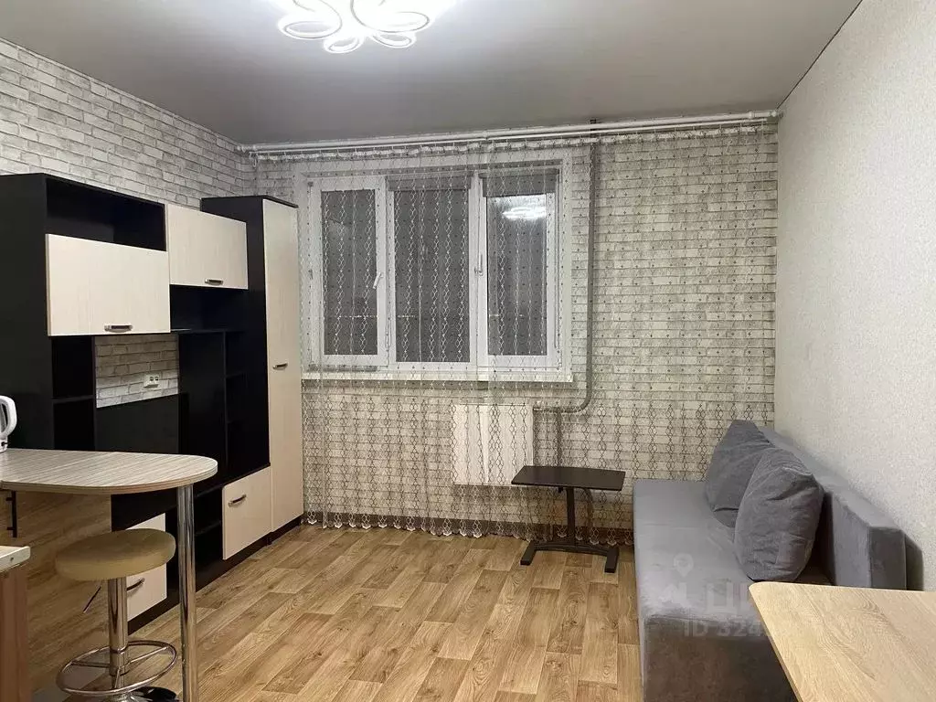 Студия Тюменская область, Тобольск 15-й мкр, 22 (21.0 м) - Фото 1