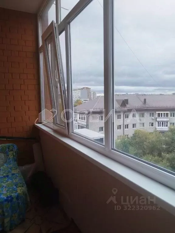 3-к кв. Тюменская область, Тюмень ул. Луначарского, 47 (112.5 м) - Фото 2