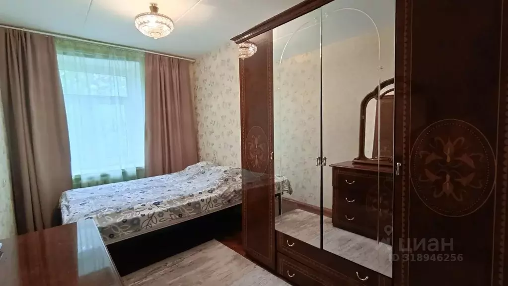 2-к кв. Москва ул. Паршина, 31К2 (42.2 м) - Фото 0