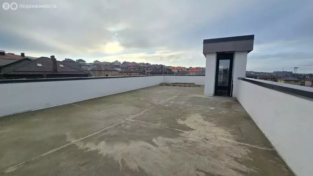 Дом в село Супсех, улица Пушкина (209 м) - Фото 1