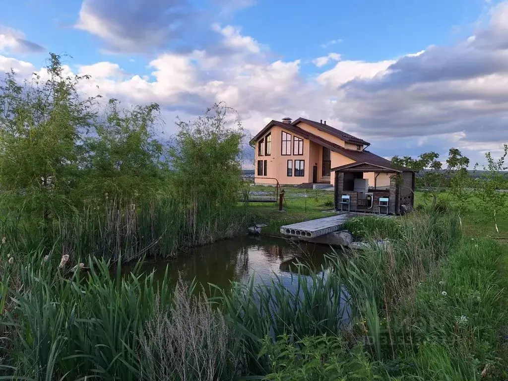 Дом в Воронежская область, Хохольский район, Петинское с/пос, с. Устье ... - Фото 2