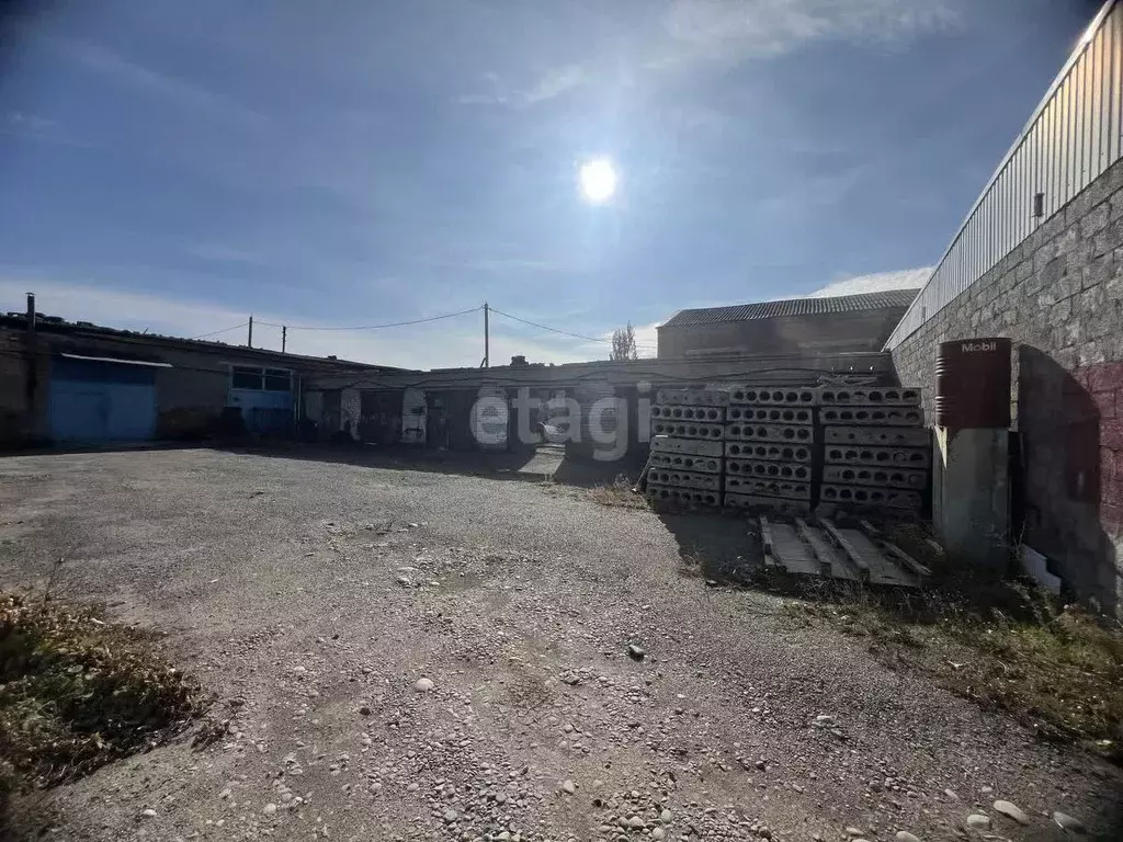 Помещение свободного назначения в Карачаево-Черкесия, Черкесск ул. ... - Фото 1