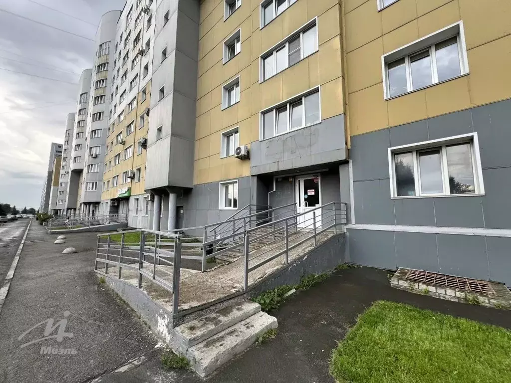 Помещение свободного назначения в Алтайский край, Барнаул тракт ... - Фото 0