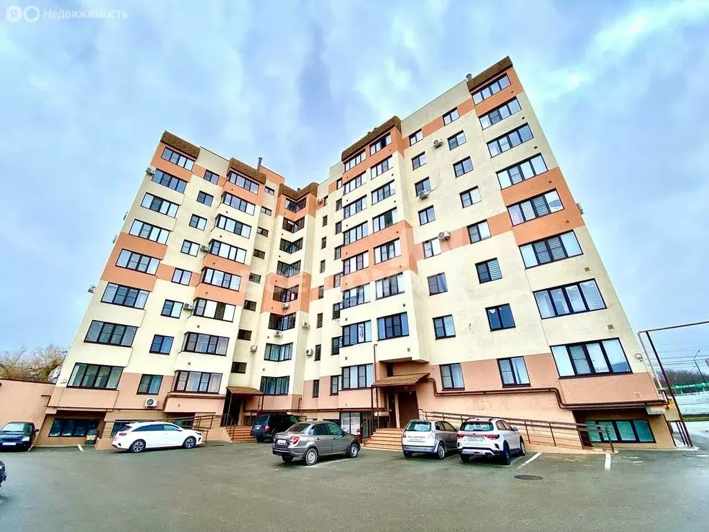 2-комнатная квартира: Ставрополь, улица Чапаева, 1 (78 м) - Фото 0