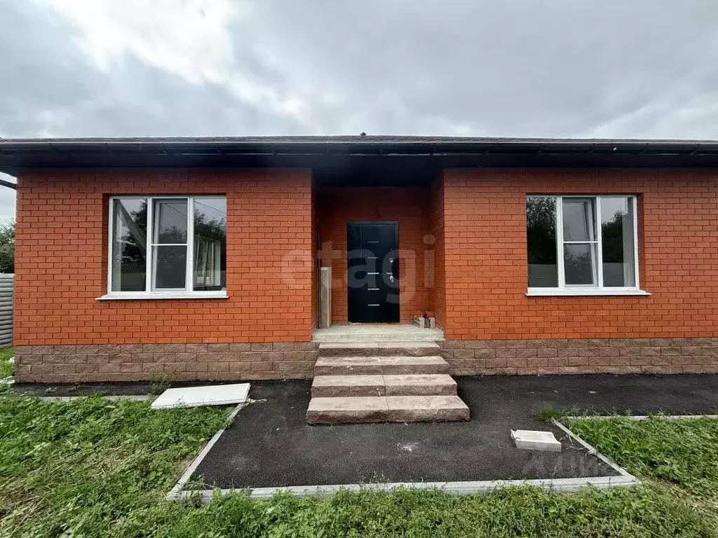 Дом в Белгородская область, Яковлевский муниципальный округ, с. ... - Фото 1