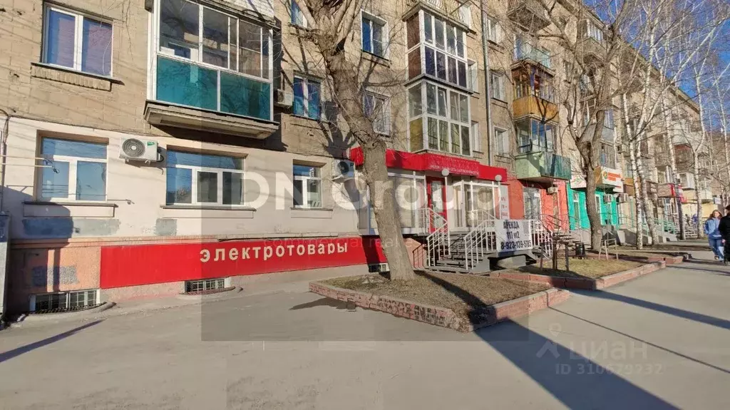Торговая площадь в Новосибирская область, Новосибирск ул. Ватутина, 21 ... - Фото 1
