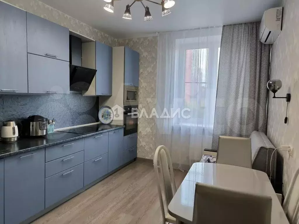 2-к. квартира, 77 м, 6/25 эт. - Фото 1