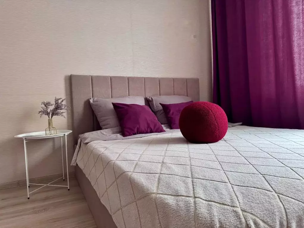 1-к кв. Тюменская область, Тюмень проезд Тихий, 2 (42.0 м) - Фото 1