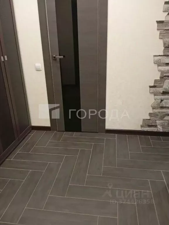 2-к кв. Алтайский край, Барнаул Интернациональная ул., 101 (56.2 м) - Фото 0