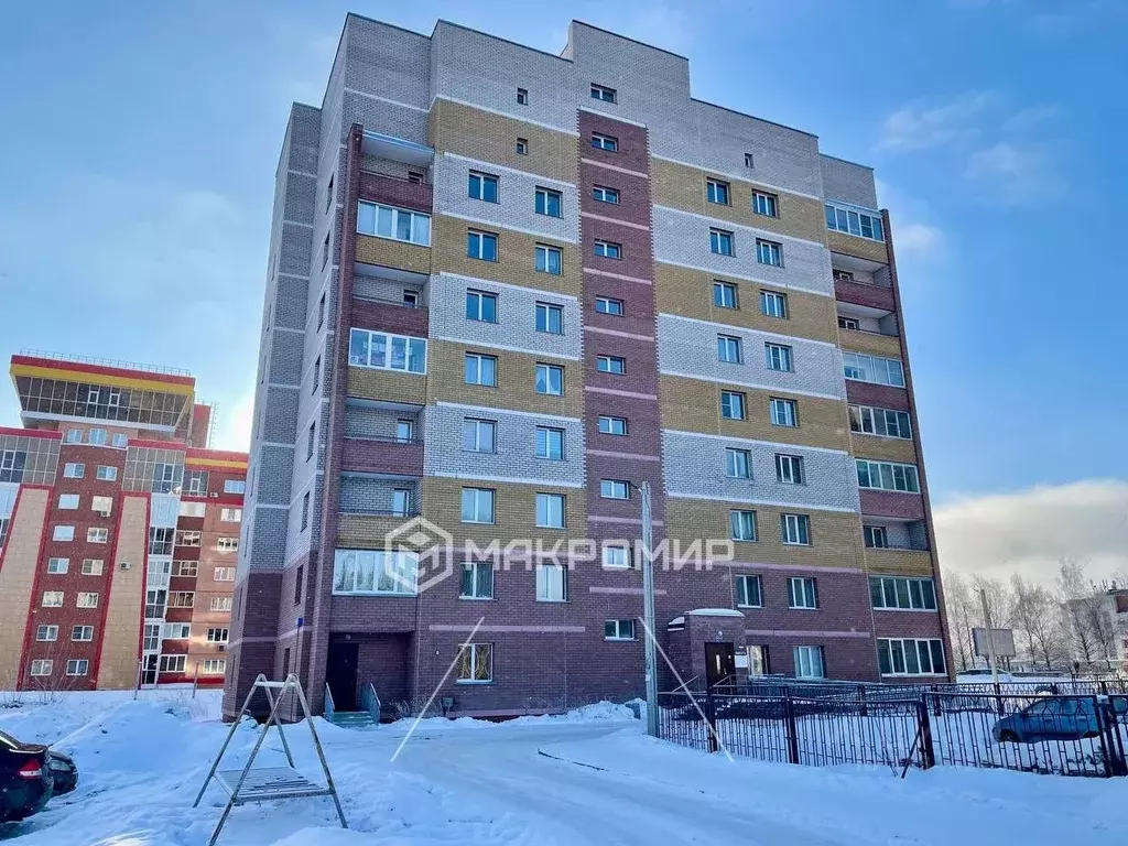 3-к кв. Кировская область, Киров Мининский мкр, ул. Тургенева, 17 ... - Фото 0