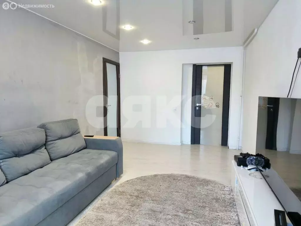 3-комнатная квартира: Волгоград, улица Маршала Ерёменко, 116 (76.8 м) - Фото 1