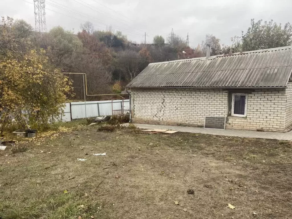Дом в Белгородская область, Белгород Пушкарная ул., 81 (43 м) - Фото 0
