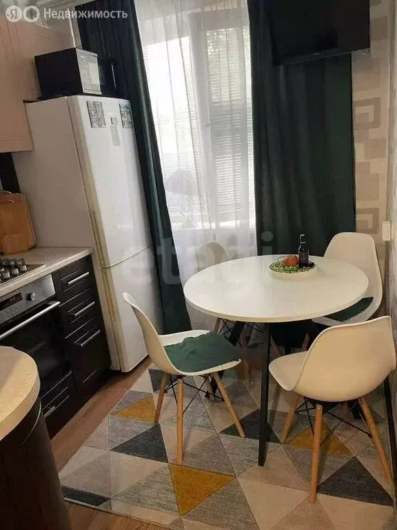 1-комнатная квартира: Россошь, улица Свердлова, 43 (40 м) - Фото 1