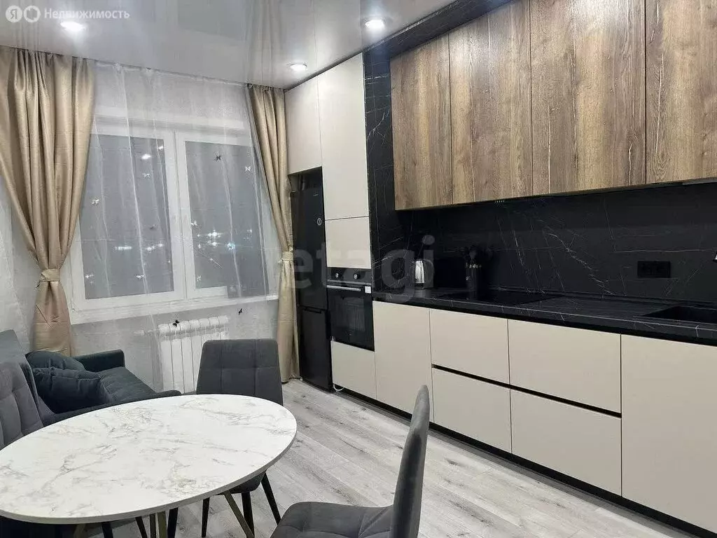 1-комнатная квартира: Иркутск, улица Ивана Доронина, 7 (37 м) - Фото 1