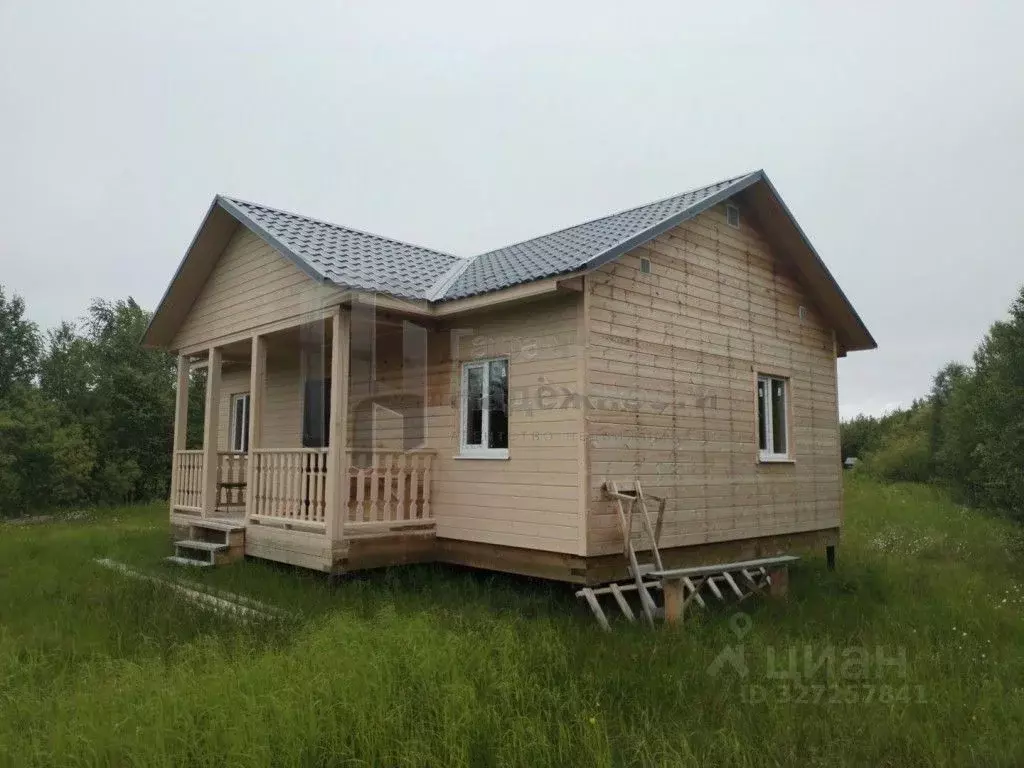 Дом в Мурманская область, Кольский муниципальный округ, Мурмаши пгт  ... - Фото 2