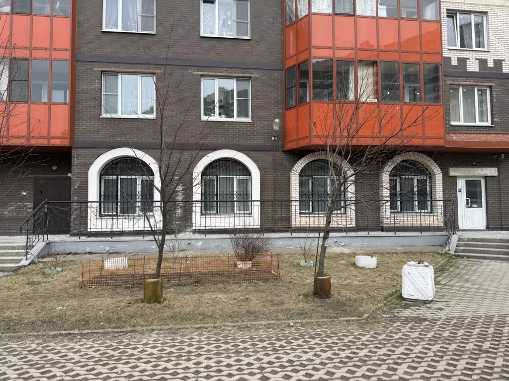 Помещение свободного назначения в Ленинградская область, Мурино ... - Фото 1
