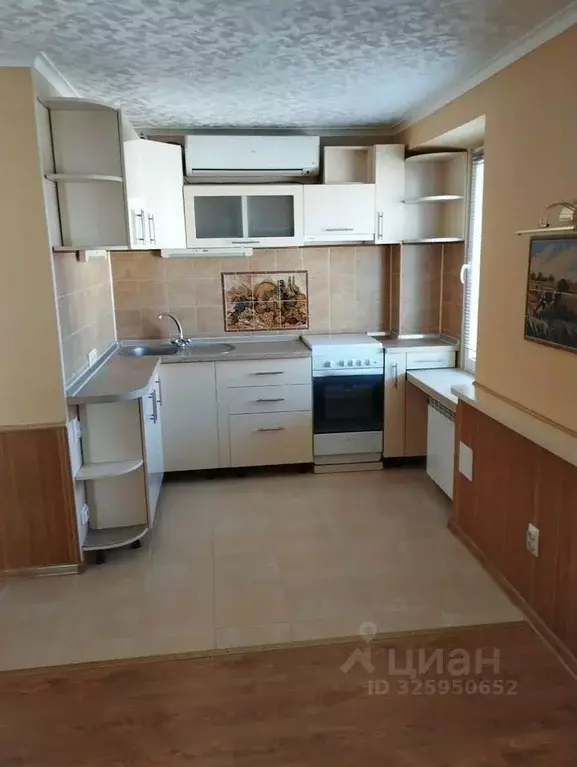 3-к кв. Крым, Евпатория ул. Конституции, 3 (52.5 м) - Фото 1