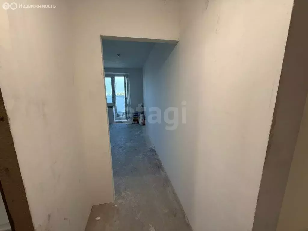 Квартира-студия: Тюмень, улица Монтажников, 42Б (28.7 м) - Фото 0