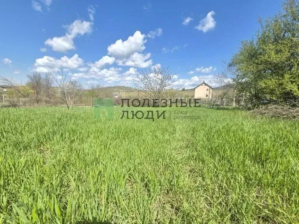 Участок в Севастополь ул. Новикова (4.0 сот.) - Фото 1