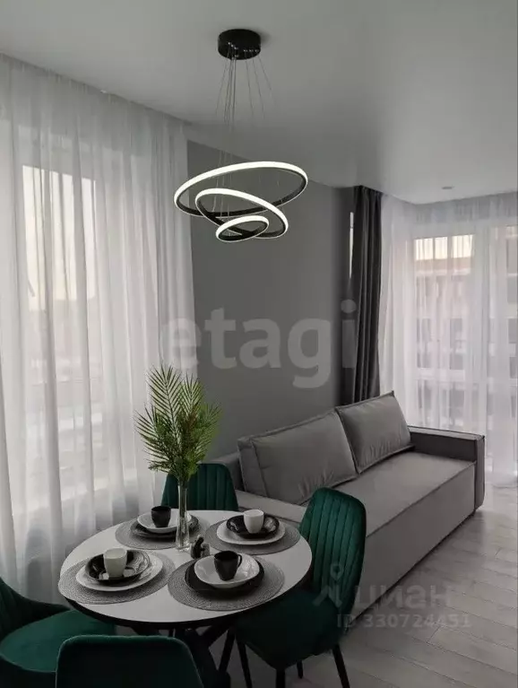 2-к кв. Тюменская область, Тюмень ул. Василия Подшибякина, 9 (58.4 м) - Фото 1