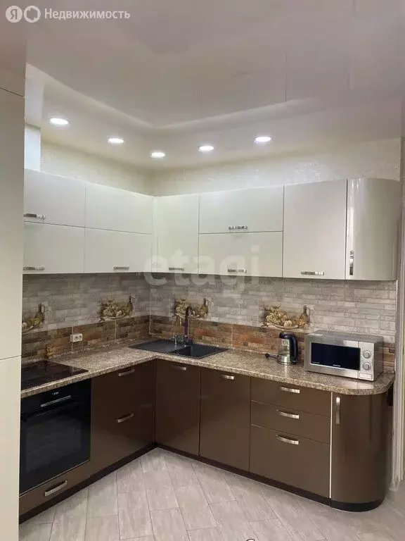 1-комнатная квартира: Астрахань, улица Савушкина, 6Д (38.9 м) - Фото 0