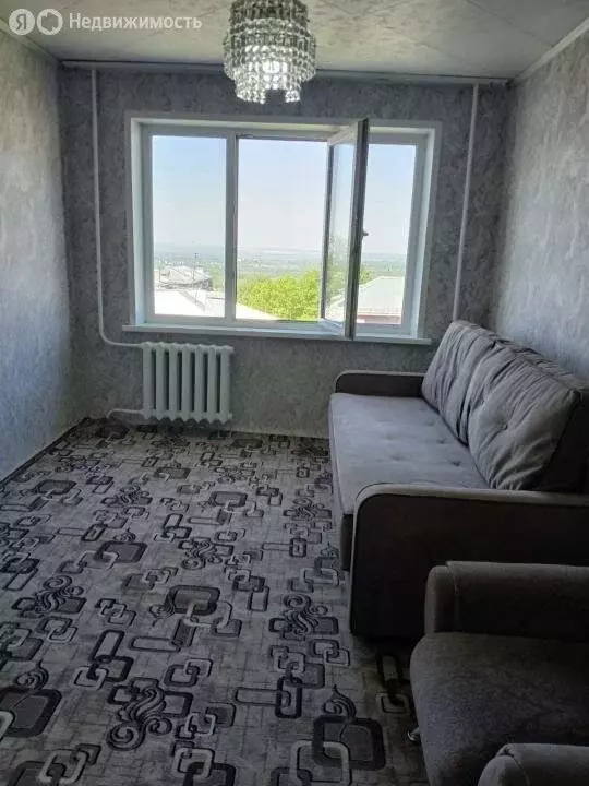 2-комнатная квартира: Кемерово, проспект Шахтёров, 57А (51 м) - Фото 0