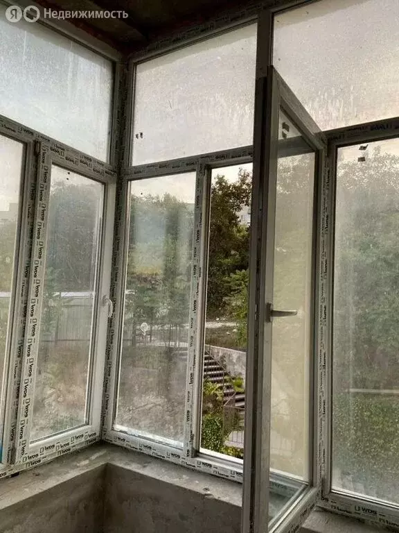 Квартира-студия: Севастополь, улица Адмирала Фадеева, 18 (27.9 м) - Фото 0
